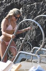 SYLVIE MEIS and Nicals Castello on Honeymoon in Capri 09/23/2020