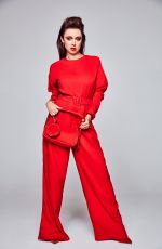 UNA HEALY at a Photoshoot, September 2020