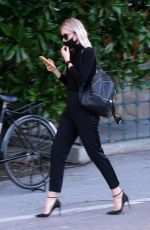 VANESSA KIRBY Arrives at Hotel Excelsiot in Venice 09/08/2020