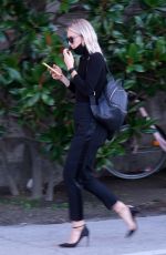VANESSA KIRBY Arrives at Hotel Excelsiot in Venice 09/08/2020