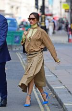 VICTORIA BECKHAM Out and About in London 09/22/2020
