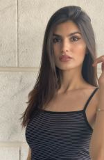 YAEL COHEN in Denim at a Photoshoot - Instagram Photos 09/09/2020