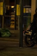 ANNE HATHAWAY on the Seto of Lockdown in London 10/20/2020