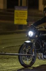 ANNE HATHAWAY on the Seto of Lockdown in London 10/20/2020