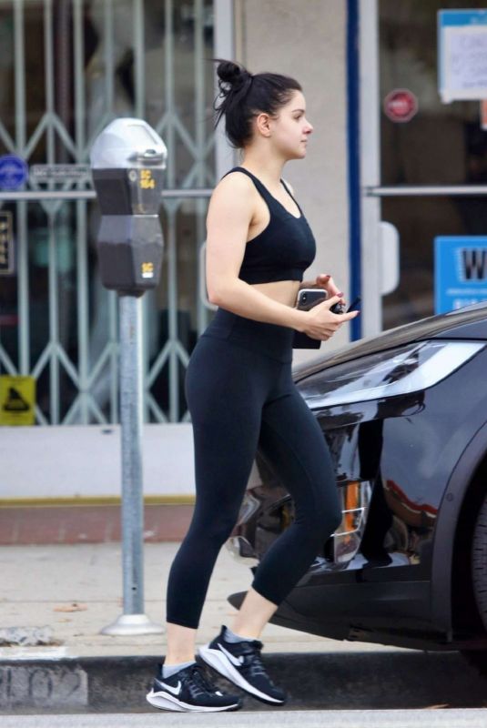 ARIEL WINTER in Tights - Instagram Photos 10/18/2020