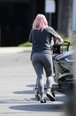 ARIEL WINTER Shopping at Petco in Los Angeles 10/17/2020