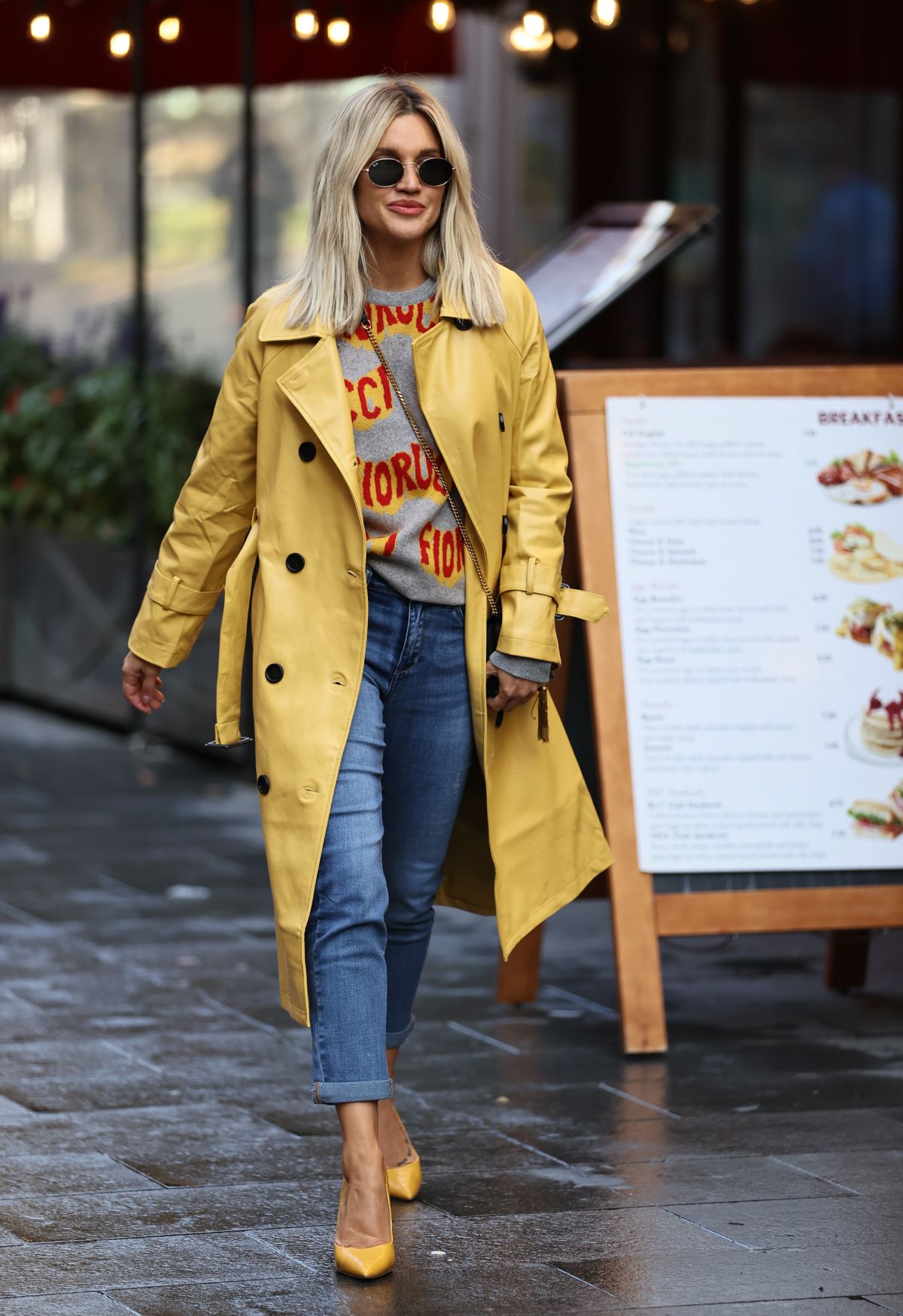 ashley-roberts-in-a-trench-coat-arrives-at-heart-radio-in-london-10-14-2020-6.jpg