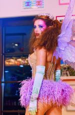 BELLA and DANI THORNE as a Fairy Sisters - Istagram Photos 10/19/2020