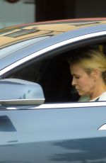 CHELSEA HANDLER at Lunch at Blue Plate Oysterette in Santa Monica 10/16/2020