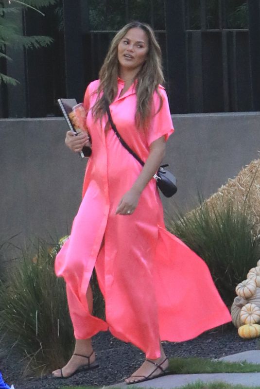 CHRISSY TEIGEN at a Pumpkin Farm in Los Angeles 10/25/2020