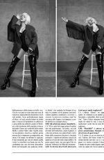 CHRISTINA AGUILERA in L