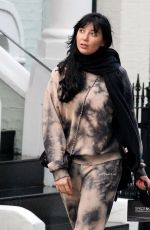 DAISY LOWE Out and About in Primrose Hill 10/27/2020