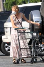 DIANE KRUGER Shopping at Bristol Farms in Los Angeles 10/18/2020
