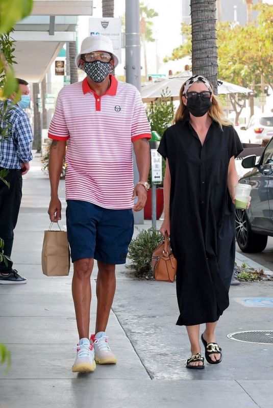 ELLEN POMPEO and Chris Ivery at E Baldi in Beverly Hills 10/07/2020