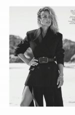 ELSA PATAKY in Instyle Magazine, Spain November 2020