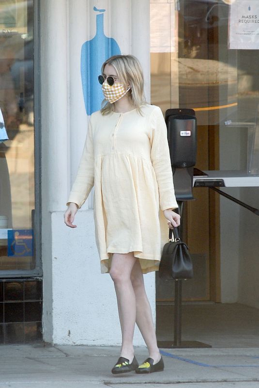 EMMA ROBERTS Out for Coffee in Los Angeles 09/30/2020
