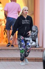 GWEN STEFANI Leaves a Studio in Woodland Hills 10/01/2020