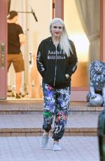 GWEN STEFANI Leaves a Studio in Woodland Hills 10/01/2020