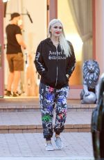 GWEN STEFANI Leaves a Studio in Woodland Hills 10/01/2020