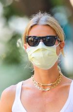 GWYNETH PALTROW Out in New York 10/08/2020