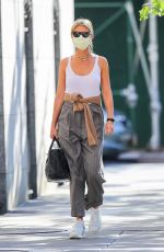GWYNETH PALTROW Out in New York 10/08/2020