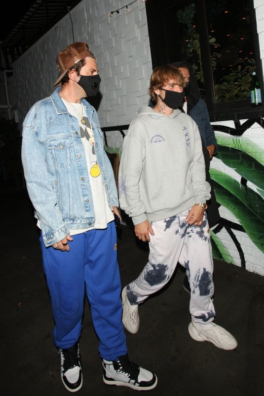 HAILEJ and Justin BIEBER Leaves 40 Love in West Hollywood 10/06/2020