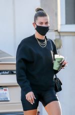 HAILEY BIEBER Arrives at a Nail Salon in Beverly Hills 10/12/2020