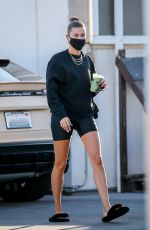 HAILEY BIEBER Arrives at a Nail Salon in Beverly Hills 10/12/2020