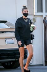 HAILEY BIEBER Arrives at a Nail Salon in Beverly Hills 10/12/2020