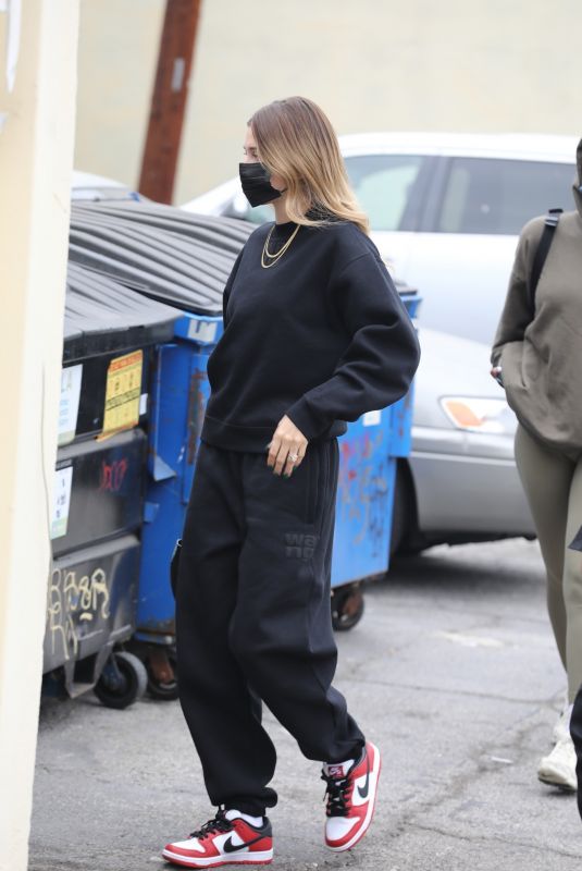HAILEY BIEBER Arrives at a Spa in Los Angeles 10/23/2020