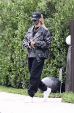 HAILEY BIEBER Leaves a Friend