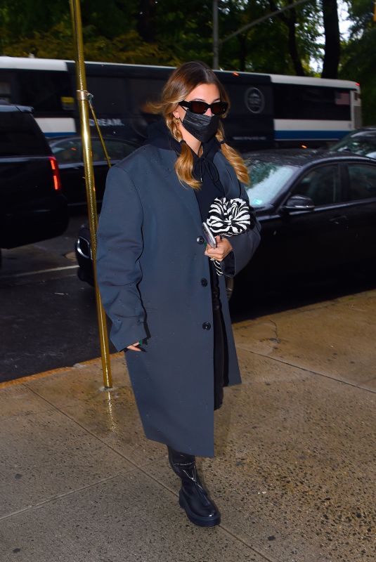 HAILEY BIEBER Out and About in New York 10/16/2020