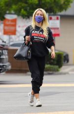 HOLLY MADISON Out Shopping in Los Angeles 10/22/2020