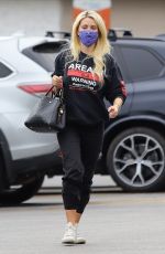 HOLLY MADISON Out Shopping in Los Angeles 10/22/2020
