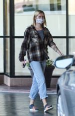 IRELAND BALDWIN Heading to a Skin Care Clinic in Beverly Hills 10/07/2020