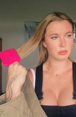 IRELAND BALDWIN - Instagram Photos 10/11/2020