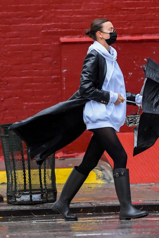 IRINA SHAYK Out on Rainy Day in New York 10/31/2020