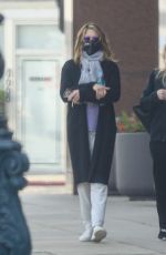 JENNIFER ANISTON Leaves a Physical Therapy Appointment in Beverly Hills 10/21/2020