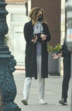 JENNIFER ANISTON Leaves a Physical Therapy Appointment in Beverly Hills 10/21/2020