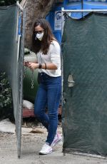 JENNIFER GARNER Check Out Construction of Her New Home in Brentwood 10/22/2020