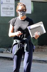 JENNIFER GARNER Out of Her New Home in Brentwood 10/29/2020
