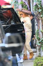 JENNIFER LOPEZ Heading Airport in New York 09/30/2020