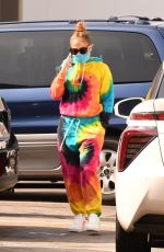 JENNIFER LOPEZ Leaves Gucci Store in Beverly Hills 10/10/2020