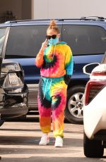 JENNIFER LOPEZ Leaves Gucci Store in Beverly Hills 10/10/2020