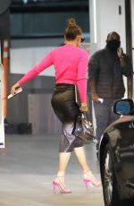 JENNIFER LOPEZ Out in Beverly Hills 10/28/2020