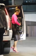 JENNIFER LOPEZ Out in Beverly Hills 10/28/2020