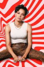 JURNEE SMOLLETT for Style Caster, October 2020