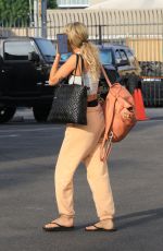 KAITLYN BRISTOWE Arrives at Dance Studio in Los Angeles 10/06/2020