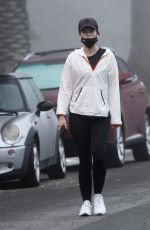 KATHERINE SCHWARZENEGGER Out in Santa Monica 10/18/2020