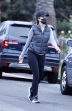 KATHERINE SCHWARZENEGGER Out in Santa Monica 10/24/2020